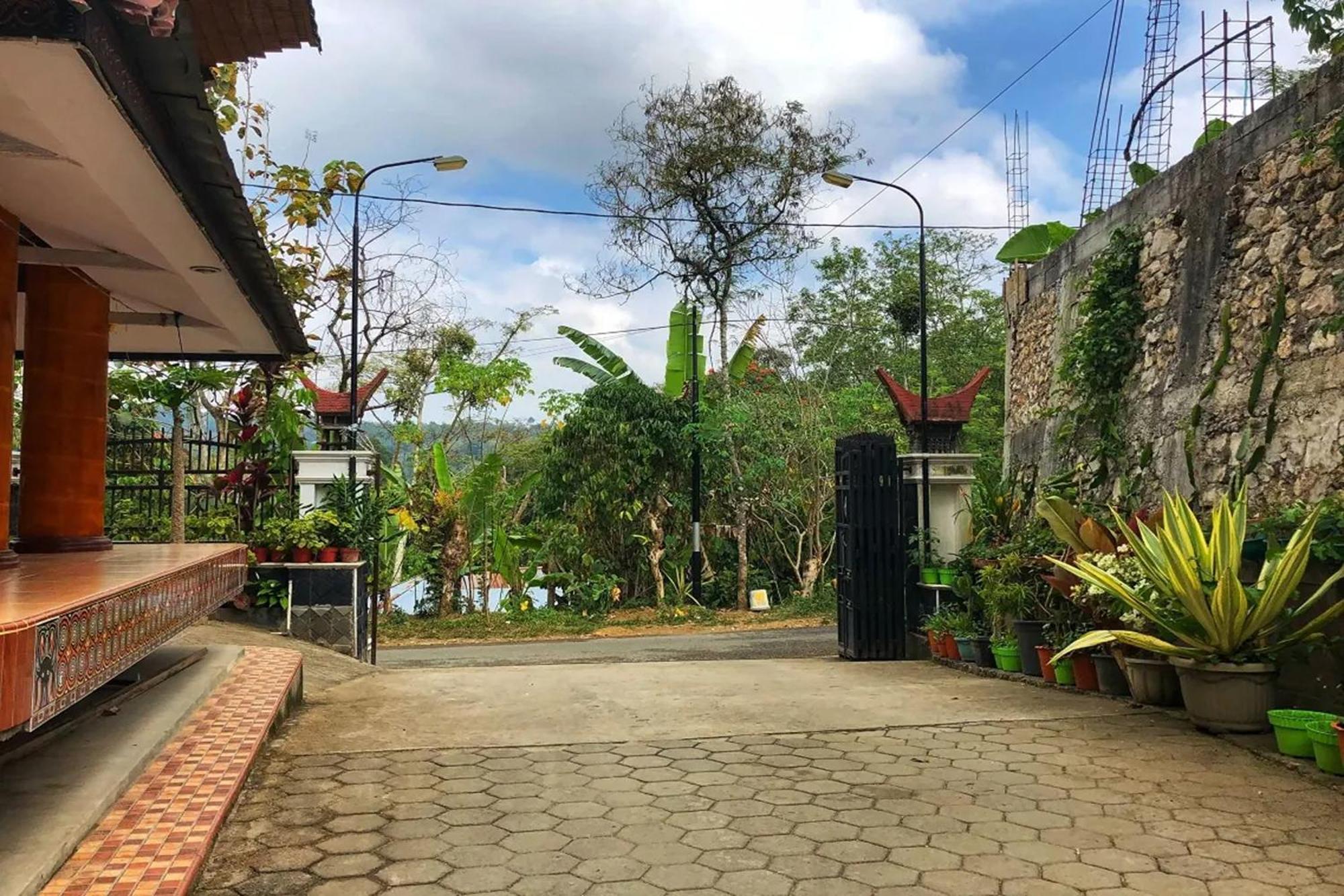Hotel Manggasa Makale Екстер'єр фото