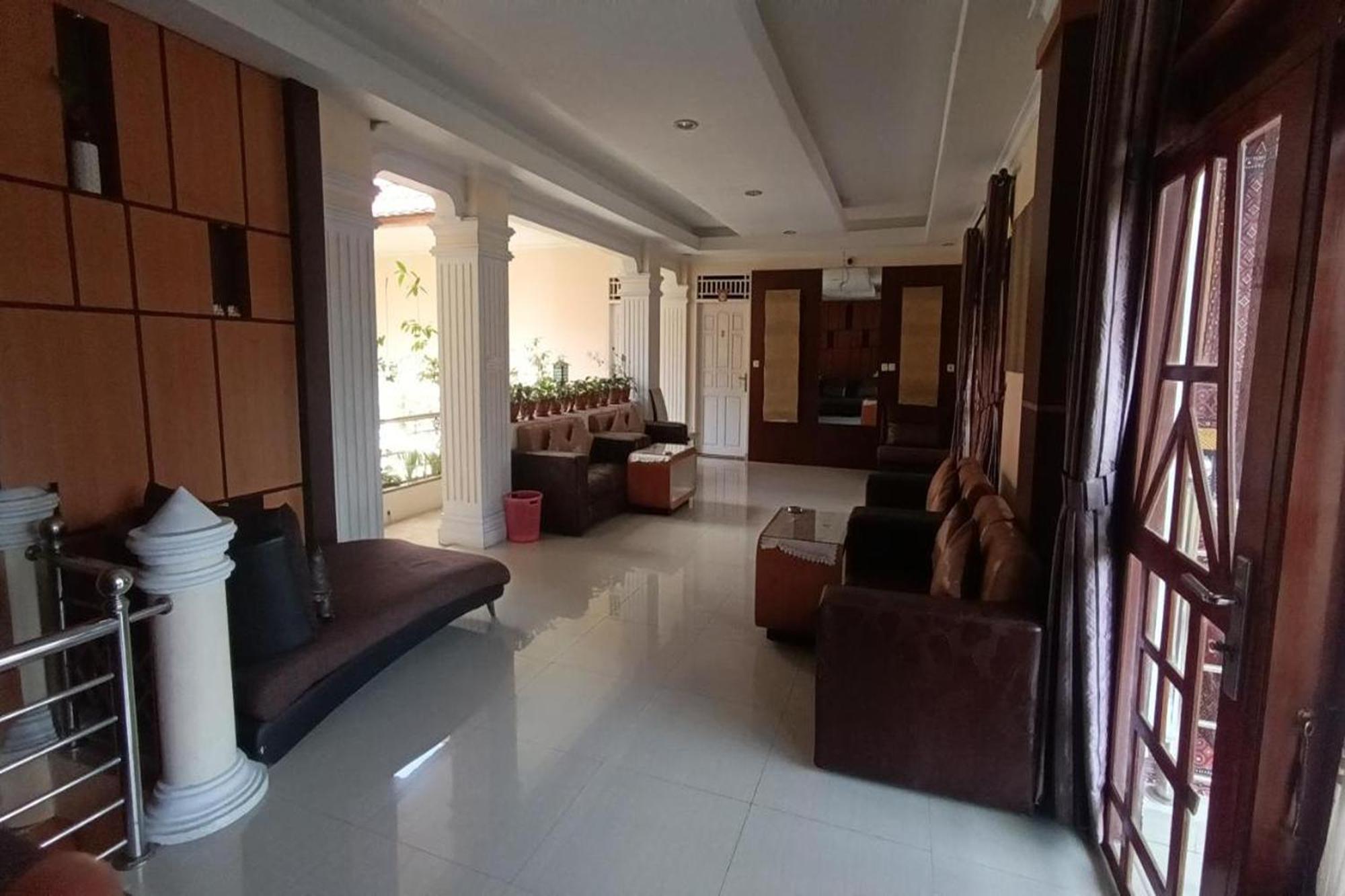 Hotel Manggasa Makale Екстер'єр фото